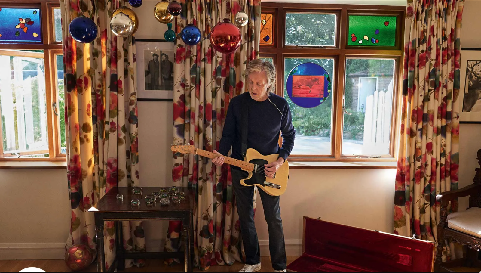 Beyoncé, Fans Cheer on Paul McCartney's Birthday as He turns 83 Beatles Beyoncé Blackbird